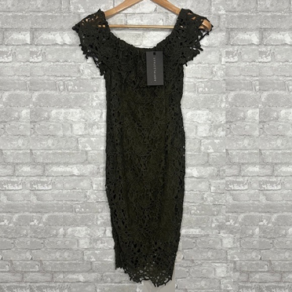 Stylestalker Dresses & Skirts - EUC Style Stalker Women’s Thalia Dress Elegant Crocheted NWT Size Medium (Olive)